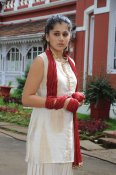 Tapsee_10may (5)